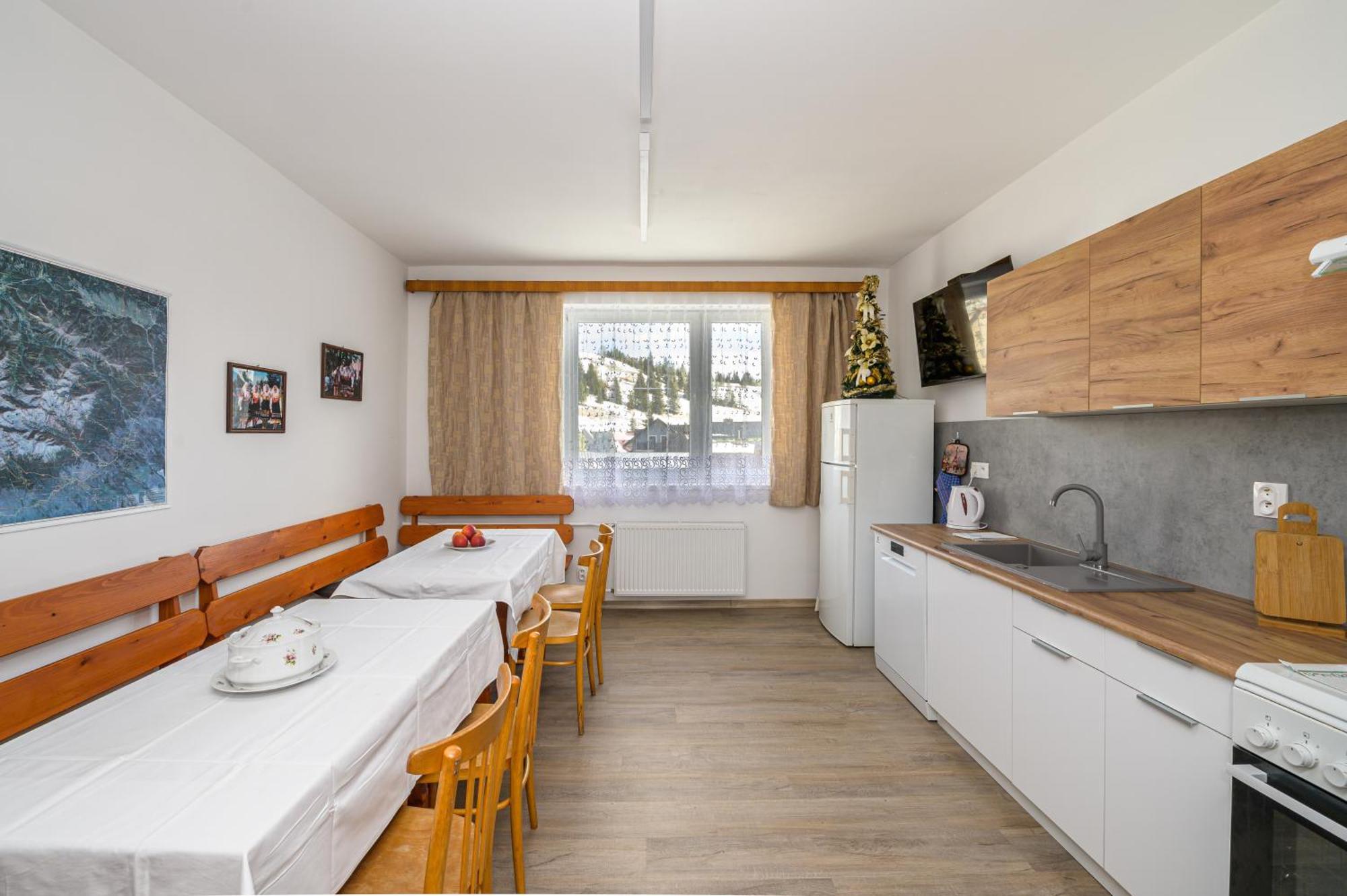 Guesthouse Cyprian ชเดียร์ ภายนอก รูปภาพ