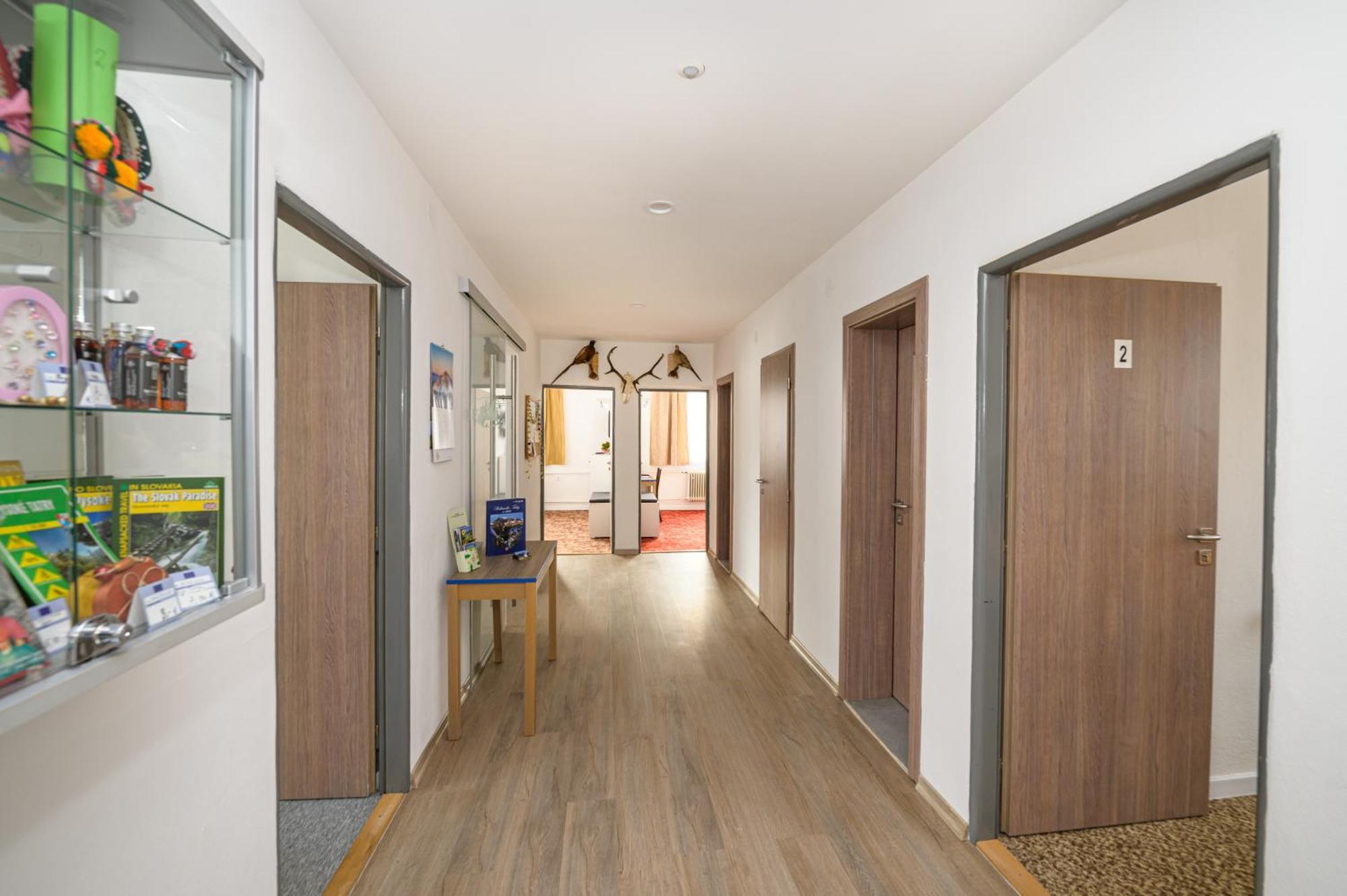 Guesthouse Cyprian ชเดียร์ ภายนอก รูปภาพ
